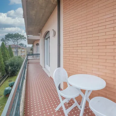 Aura - 2 Bedrooms Apartament